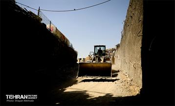 ایستگاه مترو میدان کتاب 49