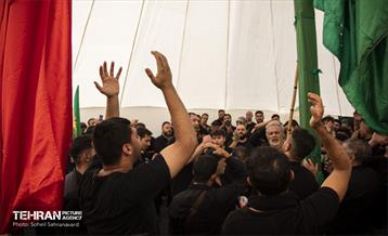 خیمه سوزان ظهر عاشورا در چهارراه گلوبندگ 16