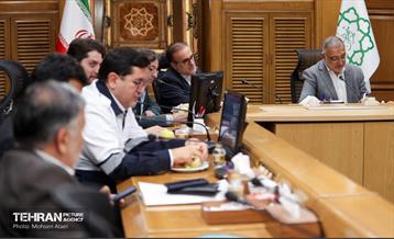 دیدار شهردار تهران با برخی از هیئت مدیره‌های بیمارستان‌های خصوصی 15