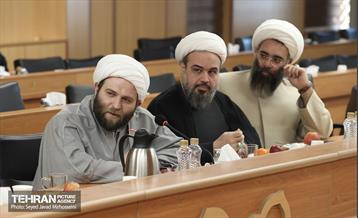 نشست شهردار تهران با وعاظ در آستانه ماه مبارک رمضان 17