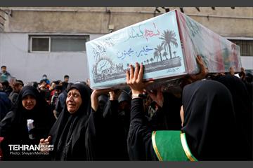 تشییع پیکر ۲۰۰ شهید گمنام دفاع مقدس در تهران 46