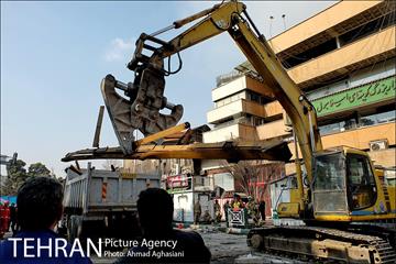 دومین روز نبرد با آوار پلاسکو -2 35