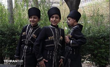 نخستین روز جشنواره نوروزی لبخند بهار در شهرک اکباتان 8