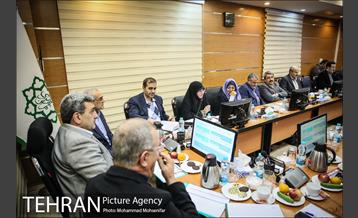 جلسه شورای معاونان، مشاوران و شهرداران مناطق 8