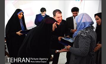 افتتاح نمایشگاه دست های بینا 28