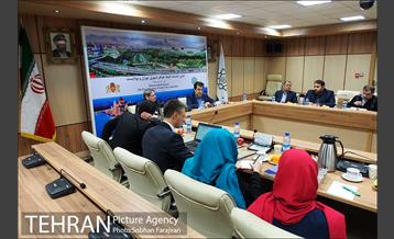 اولین نشست کمیته خواهر شهری تهران و بوداپست 9