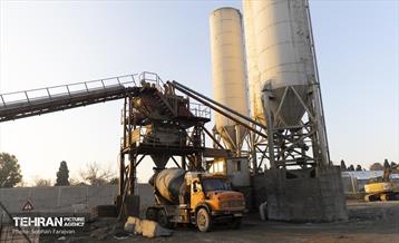 بازدید معاون مالی و اقتصاد شهری از پروژه‌های عمرانی 22