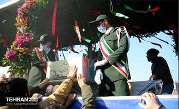 تشییع دو شهید گمنام در منطقه 15