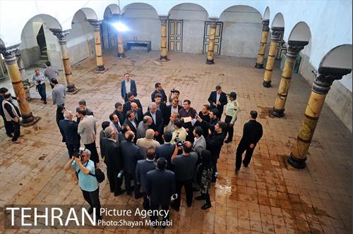 بازدید شهردار تهران از ساختمان کلاه فرنگی، دانشگاه تربیت معلم خوارزمی و تابلو نقش رستم ورزشگاه شیرودی به مناسبت روز تهران 5