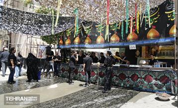 نماز جمعه عاشورایی در منطقه ۵ 32