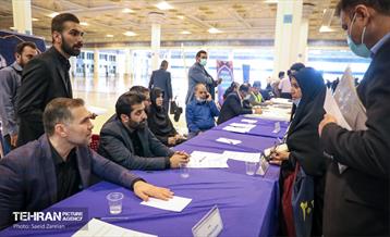 استقرار میز خدمت سازمان ورزش در مصلای تهران 5