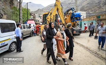 آغاز عملیات ساماندهی منطقه امامزاده داوود(ع) پس از سیلاب 16