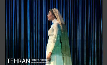 نمایش بیگانه‎ 12