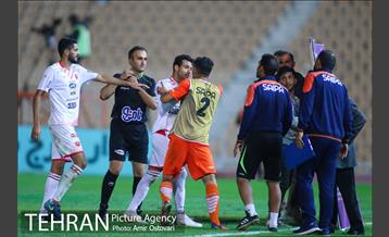 دیدار تیم‌های سایپا و پرسپولیس در لیگ برتر فوتبال ایران 8