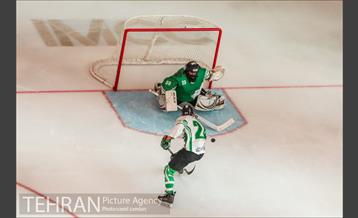 مسابقات هاکی رو یخ 15