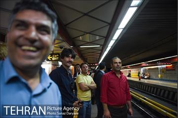 پرفورمنس داوران فوتبال در ایستگاه هفت تیر 7
