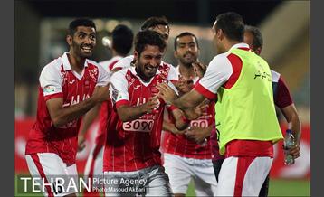 دیدار دو تیم پرسپولیس تهران و فولاد خوزستان