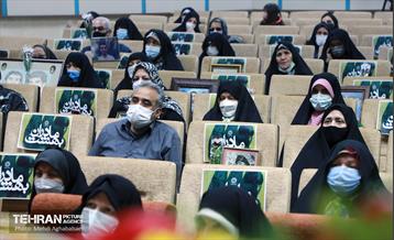 تجلیل و تکریم مادران شهید در منطقه هشت  14