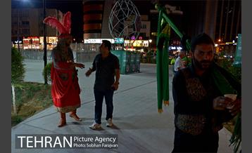 شور شیدایی در میدانگاه شهدای هفتم تیر 8