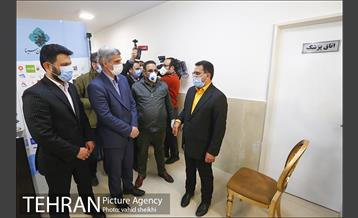 آئین افتتاحیه کلینیک بیماری های حاد تنفسی در میدان صادقیه  14