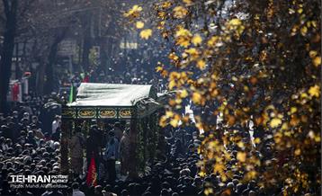 مراسم تشییع پیکر ۱۵۰ شهید گمنام در تهران 16