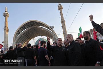 شهردار تهران در آیین وداع با آقای شهید ایران 5