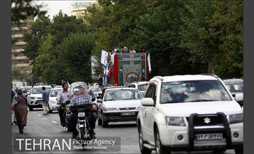 کاروان غدیر خوانى در خیابان هاى تهران 15