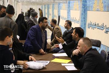 میز خدمت شهرداری تهران در نماز جمعه 25