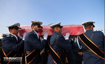 مراسم تشییع پیکر مرحوم اسماعیل احمدی 3