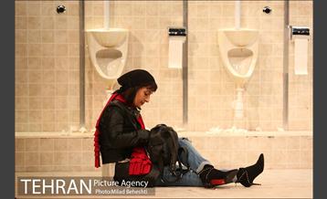 نمایش کلاغ‎ 5