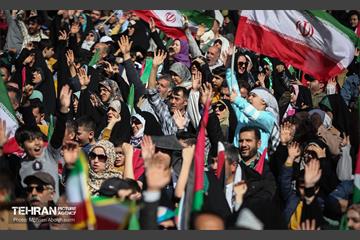 محفل بزرگ قرآنی امام حسنی‌ها  71