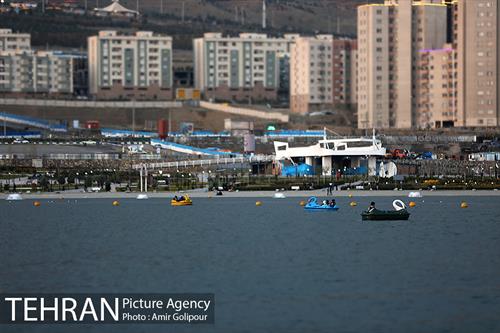 روزهای بهاری دریاچه شهدای خلیج فارس‎ 8