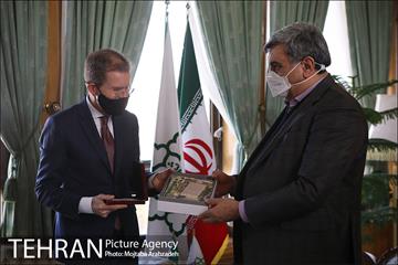 دیدار شهردار تهران با سفیر نروژ 17