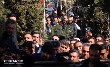 تشییع پیکر شهید آتش‌نشان «قریب رضا دارابی» -1 8