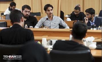 آرمان دانشجویی 25