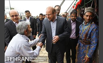 بازدید شهردار تهران از نمایشگاه نوروزی عطر یاس و مرکز اسکان نوروزی منطقه ۲۰ 8