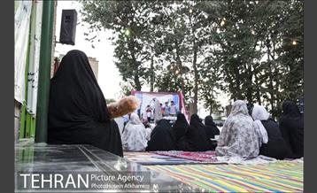 یک لقمه مهربانی در امام زاده علی اکبر 22