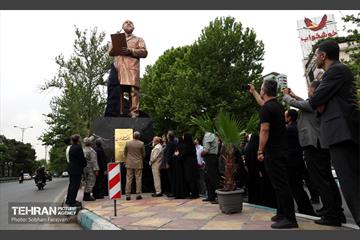 مراسم رونمایی از تندیس شهید دکتر مصطفی چمران  19