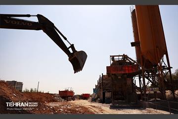 اینجا کارگاهه؛ پارکینگ طبقاتی نیایش-2 18