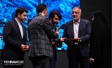 گرامیداشت «روز خبرنگار» 12