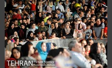 ویژه برنامه شب فیروزه ای در دریاچه شهدای خلیج فارس 21