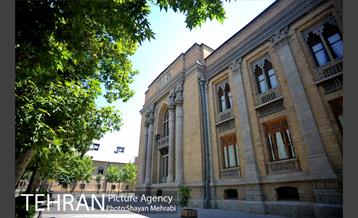 میدان مشق (باغ ملی) 32