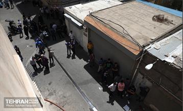 آتش‌سوزی انبار لوازم موتورسیکلت 33