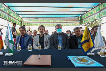 مراسم امضا تفاهم‌نامه واگذاری زمین دپوی خط ۱۰ مترو 7