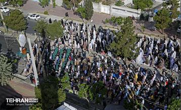 اقامه نماز عید سعید فطر در محله شهران 32