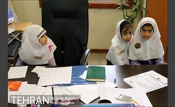 بازدید کودکان دبستانی از شهرداری منطقه 7 3