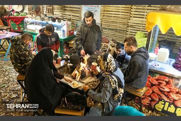 گذر یلدایی با حضور بانوان کارآفرین منطقه9