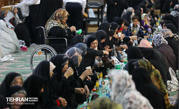 ضیافت افطاری در حرم عبدالعظیم حسنی(ع) 23