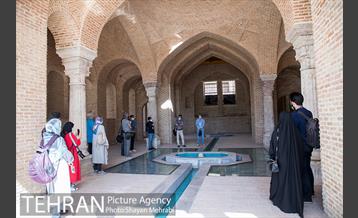 تور عکاسی خانه اتحادیه 8