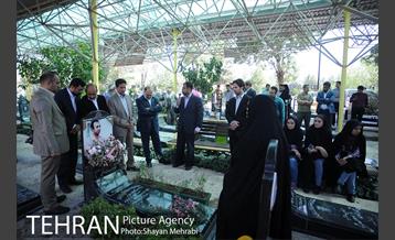 تجدید پیمان خبرنگاران تهرانی با شهدای رسانه 4